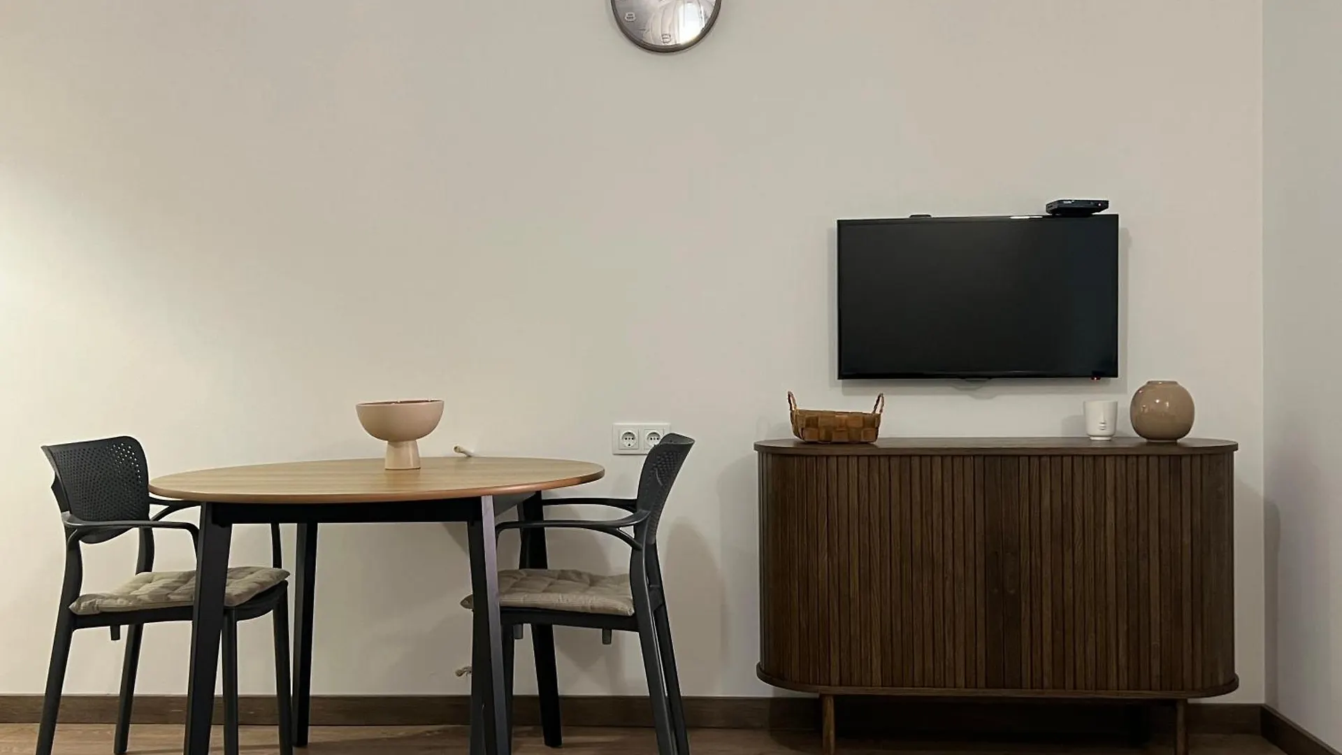 Apartment In The Park Area Batumi
